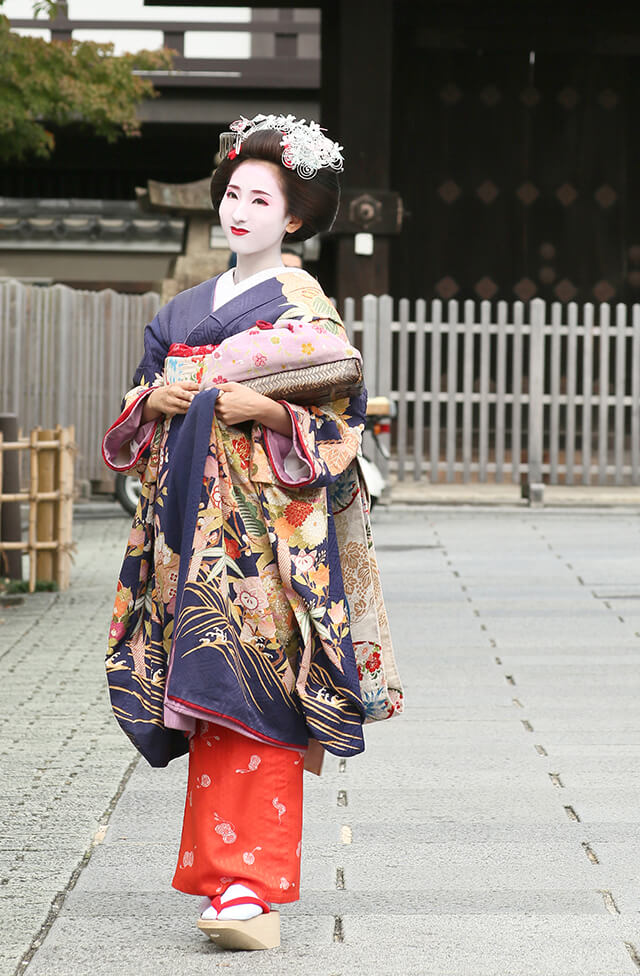 冬の京都で舞妓体験