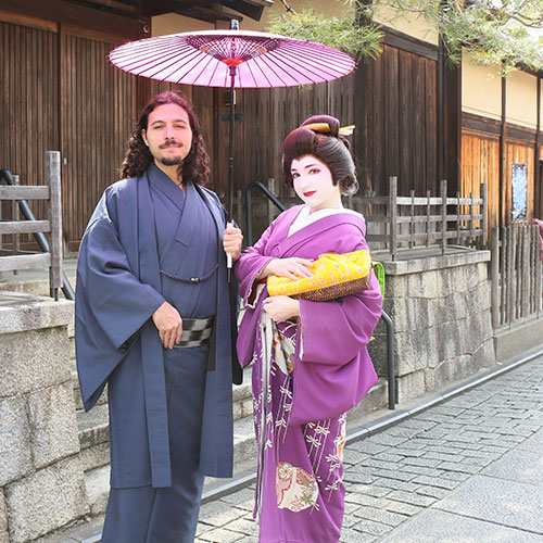 Maiko and Geisha makeover Couple Studio and Outdoor course