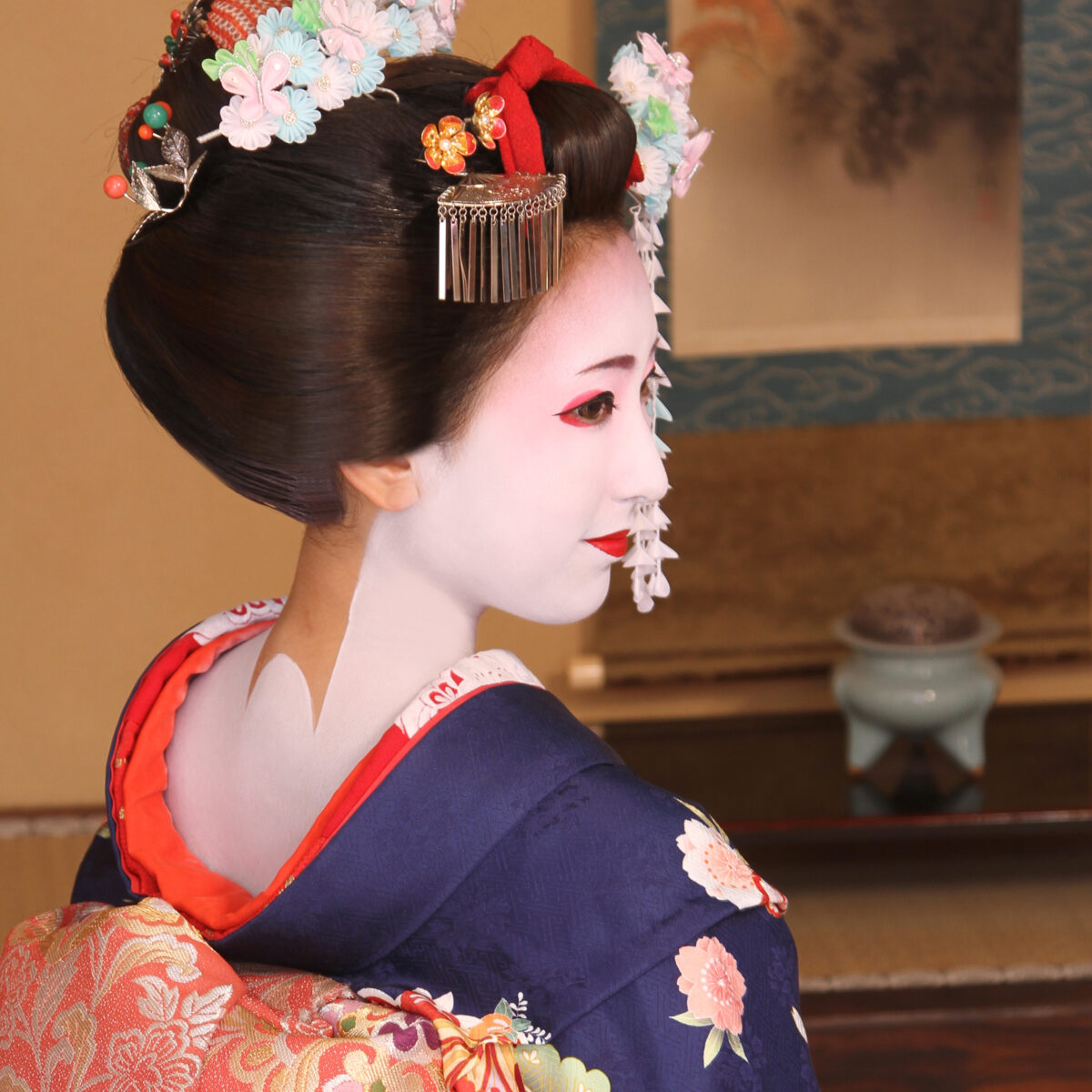 A natural and beautiful half wig made with your own hair