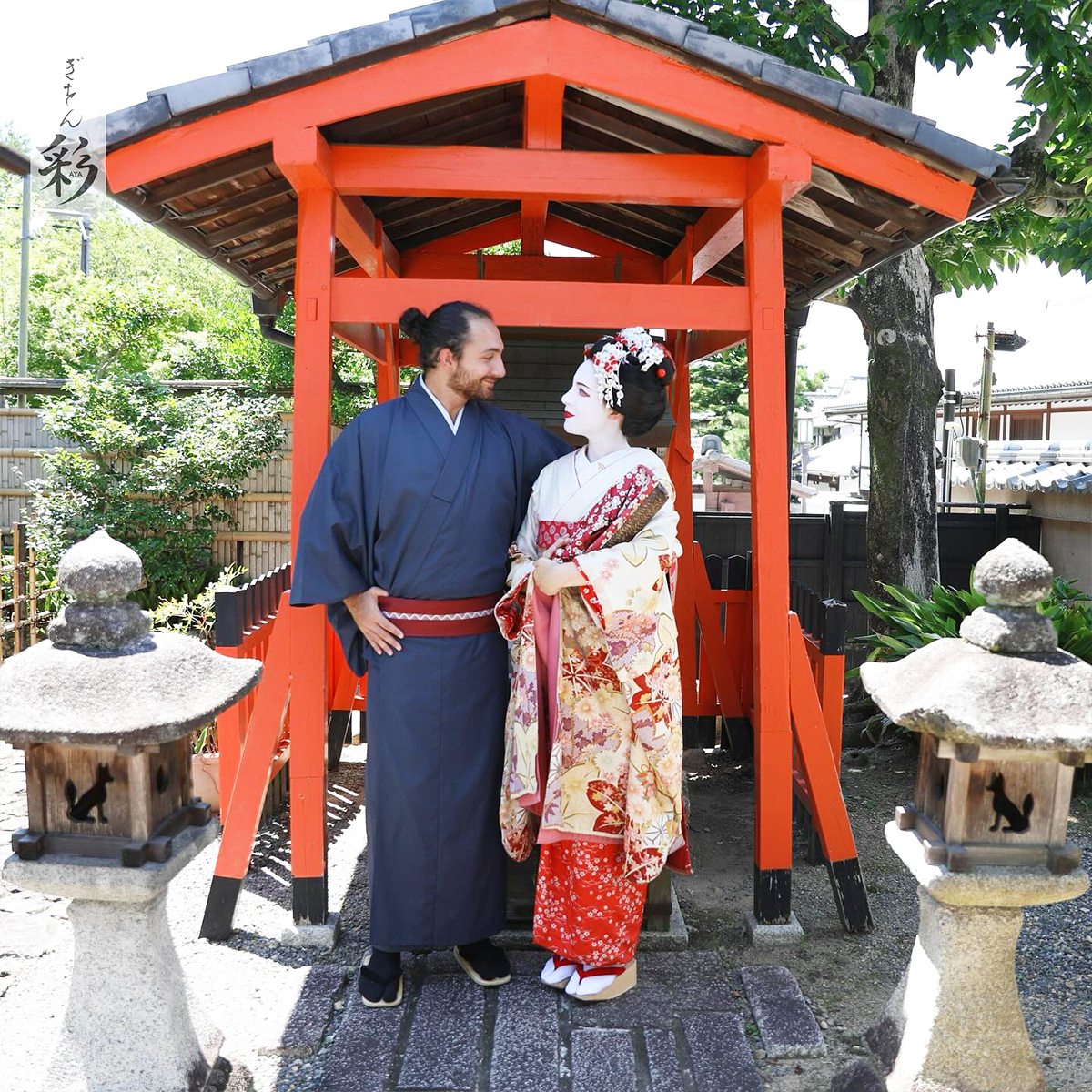 京都らしい風情ある観光地<br>
東山で舞妓・芸妓体験